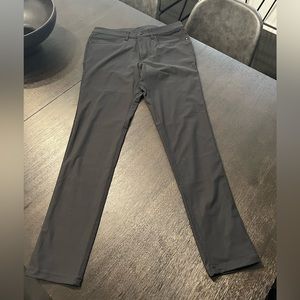 Lululemon Men’s ABC Classic Fit Pant - Size 32, Black (New)
